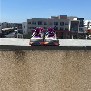 Stylish Girl’s Sneakers - Gray and Pink